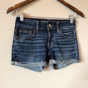 American Eagle Shortie Faded Wash Mid Rise Denim Jean Short Shorts Blue